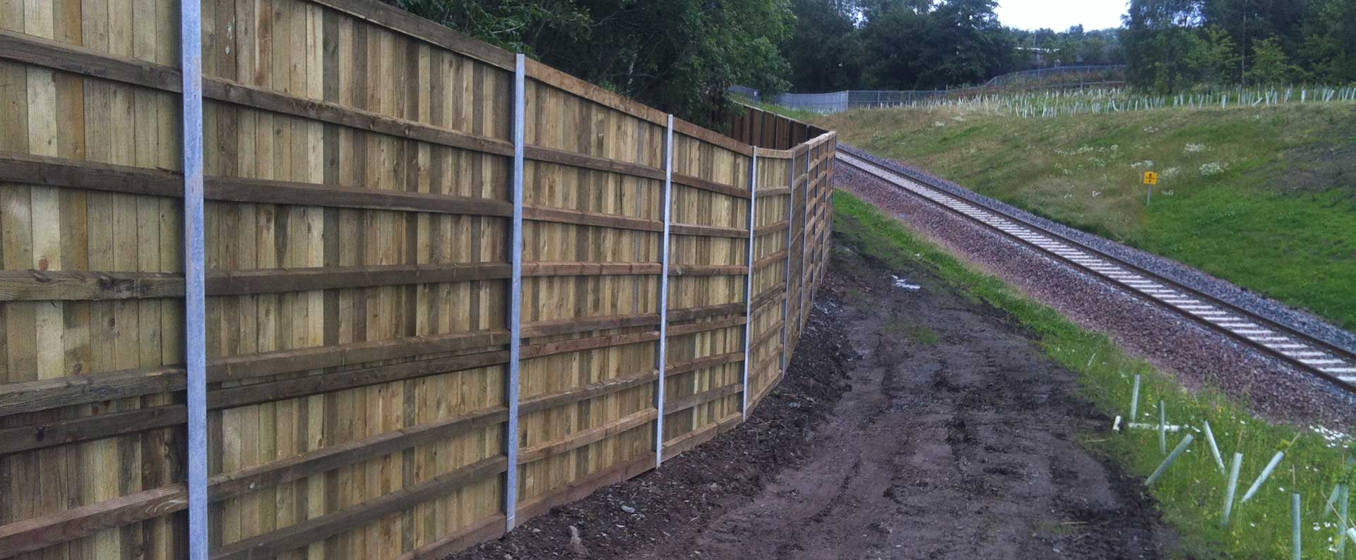 Acoustic Fence Rail