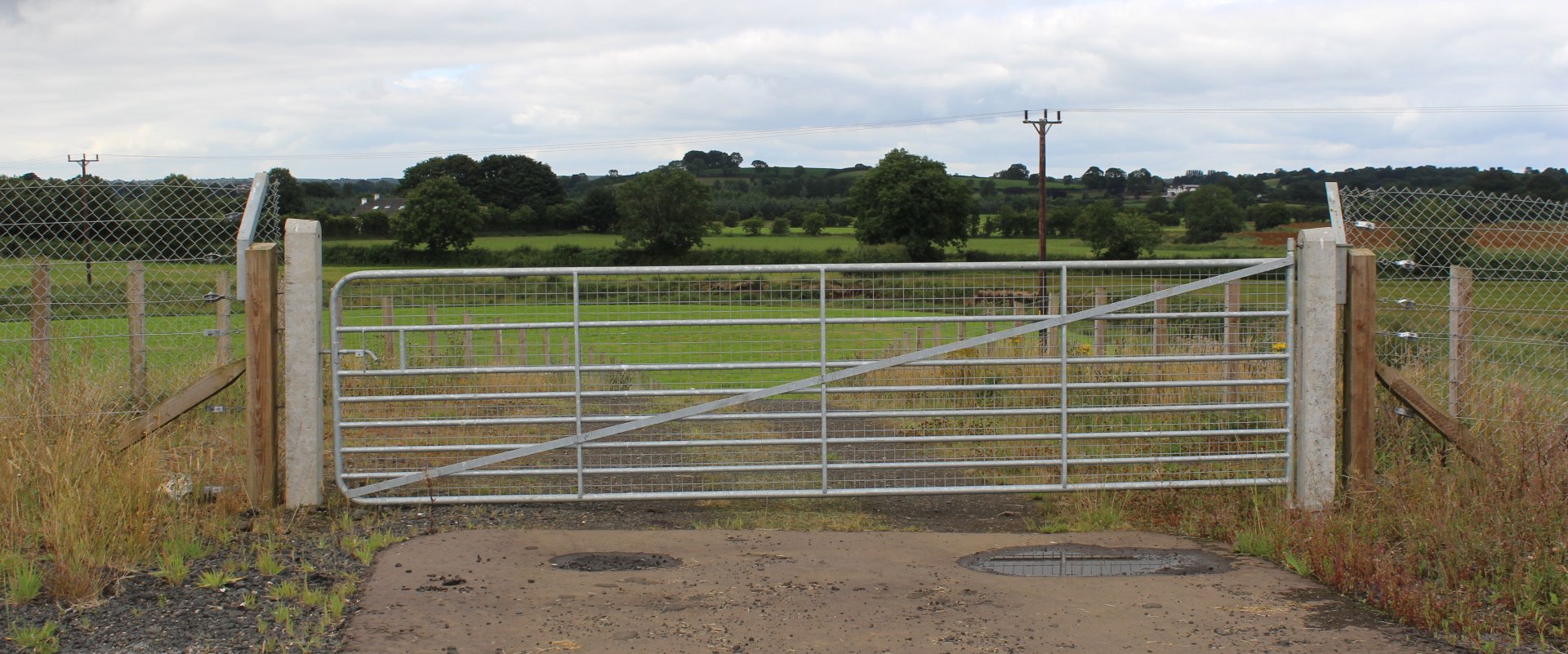 Gates Fencing product by Mulligan Fencing